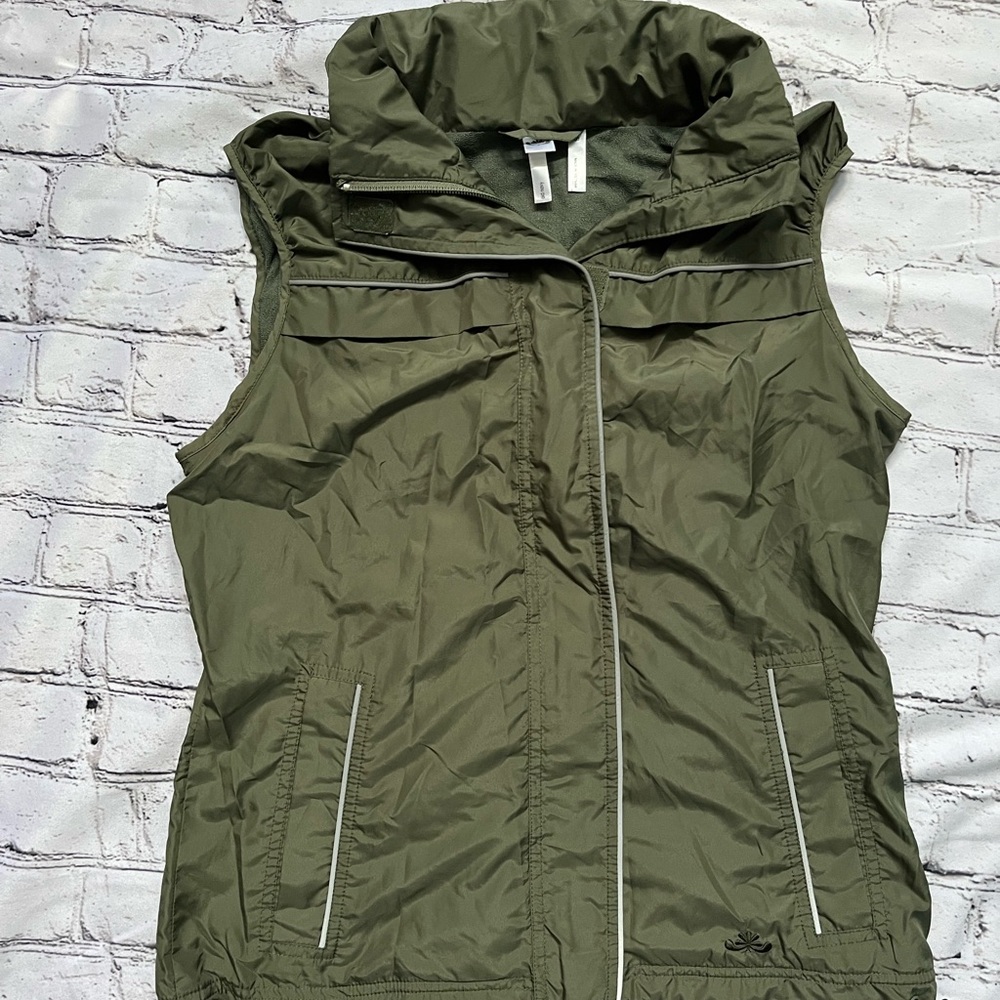 Old Navy Forest Green Vest with Zipper Hood Size Small